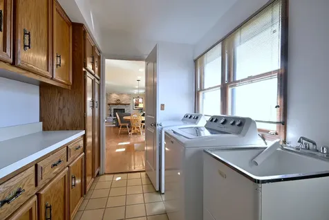 575 Montego Drive Elk Grove Village IL 60007