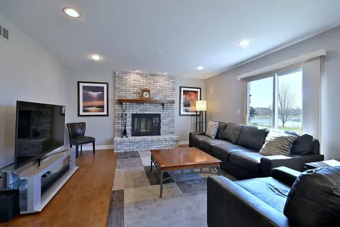 575 Montego Drive Elk Grove Village IL 60007