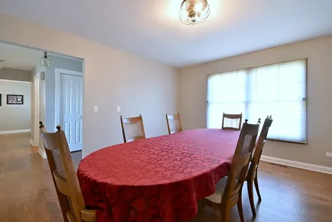 575 Montego Drive Elk Grove Village IL 60007
