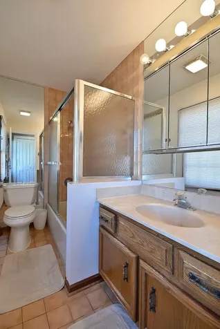 575 Montego Drive Elk Grove Village IL 60007