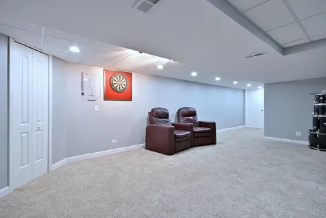 575 Montego Drive Elk Grove Village IL 60007