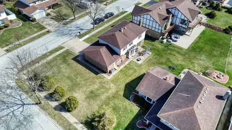 575 Montego Drive Elk Grove Village IL 60007