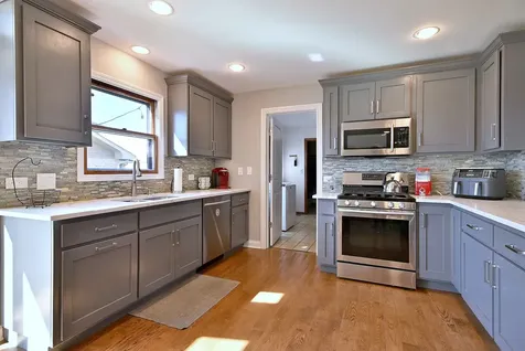 575 Montego Drive Elk Grove Village IL 60007