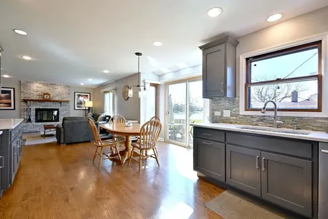 575 Montego Drive Elk Grove Village IL 60007
