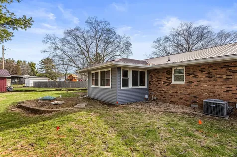 5 Truman Court Philo IL 61864