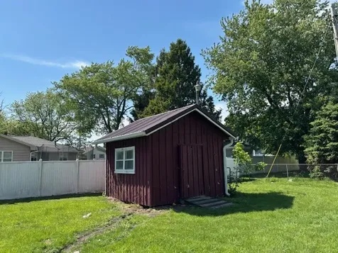 5 Truman Court Philo IL 61864