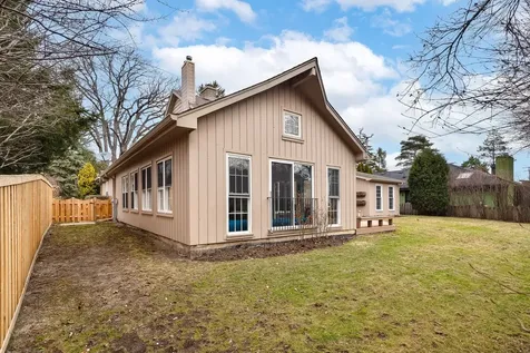 90 Linden Avenue Glencoe IL 60022