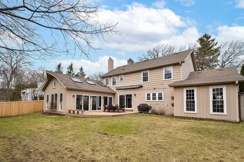 90 Linden Avenue Glencoe IL 60022