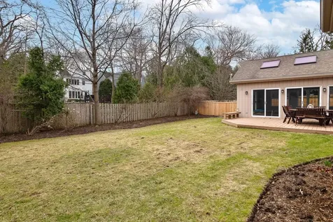 90 Linden Avenue Glencoe IL 60022