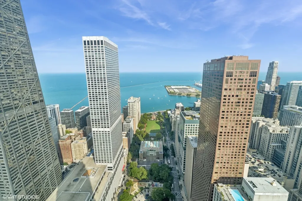800 North Michigan Avenue Chicago IL 60611