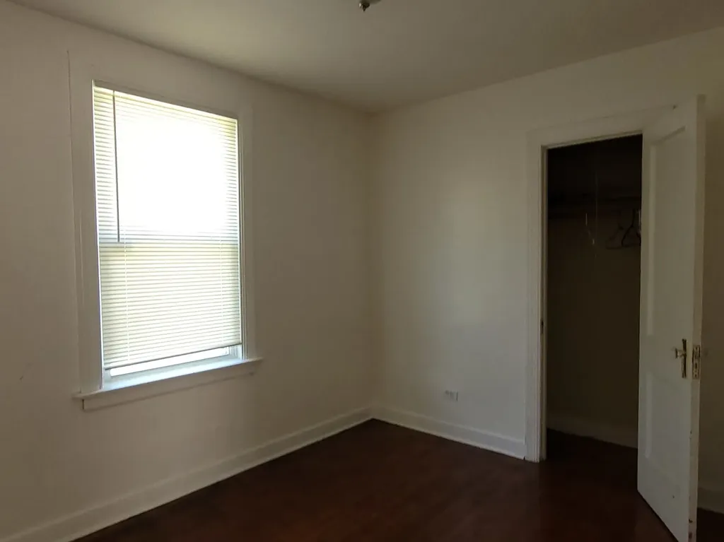11720 South Wentworth Avenue Chicago IL 60628