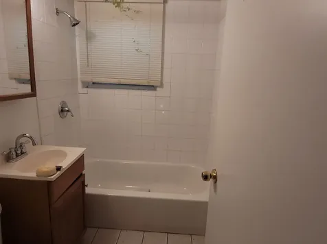 11720 South Wentworth Avenue Chicago IL 60628