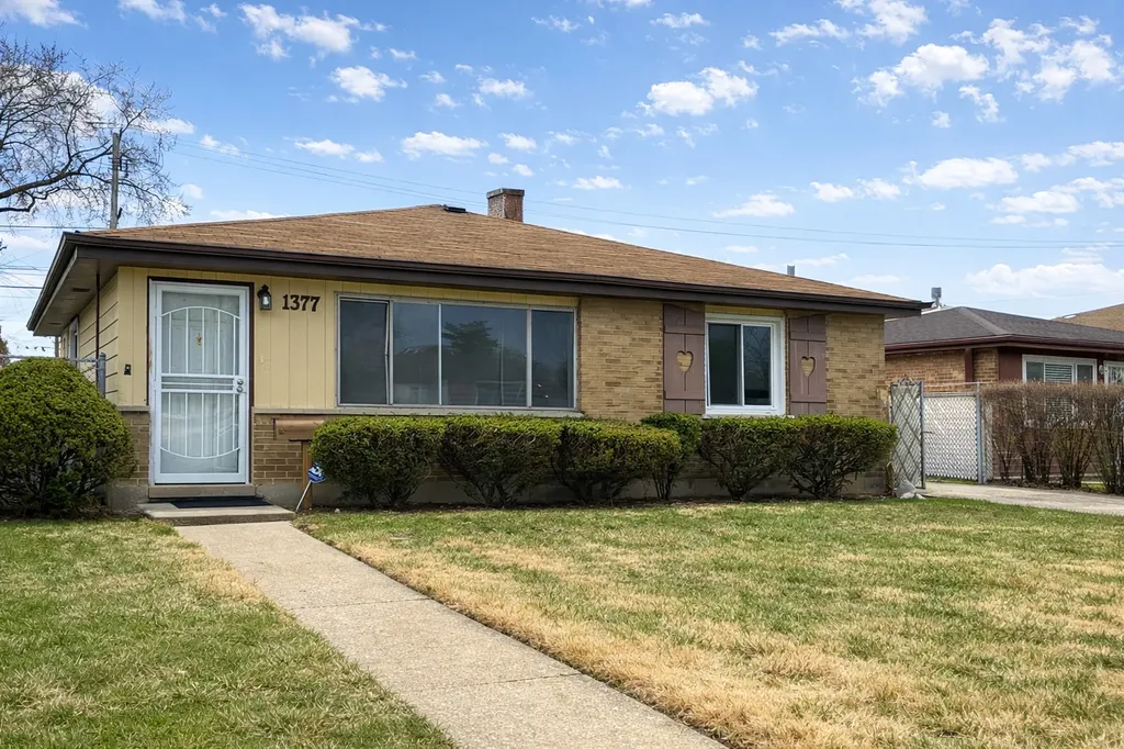 1377 Greenbay Avenue Calumet City IL 60409