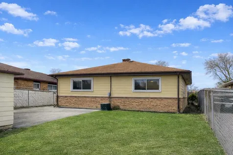 1377 Greenbay Avenue Calumet City IL 60409