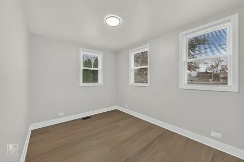 8420 South Carpenter Street Chicago IL 60620