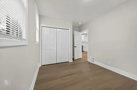 8420 South Carpenter Street Chicago IL 60620