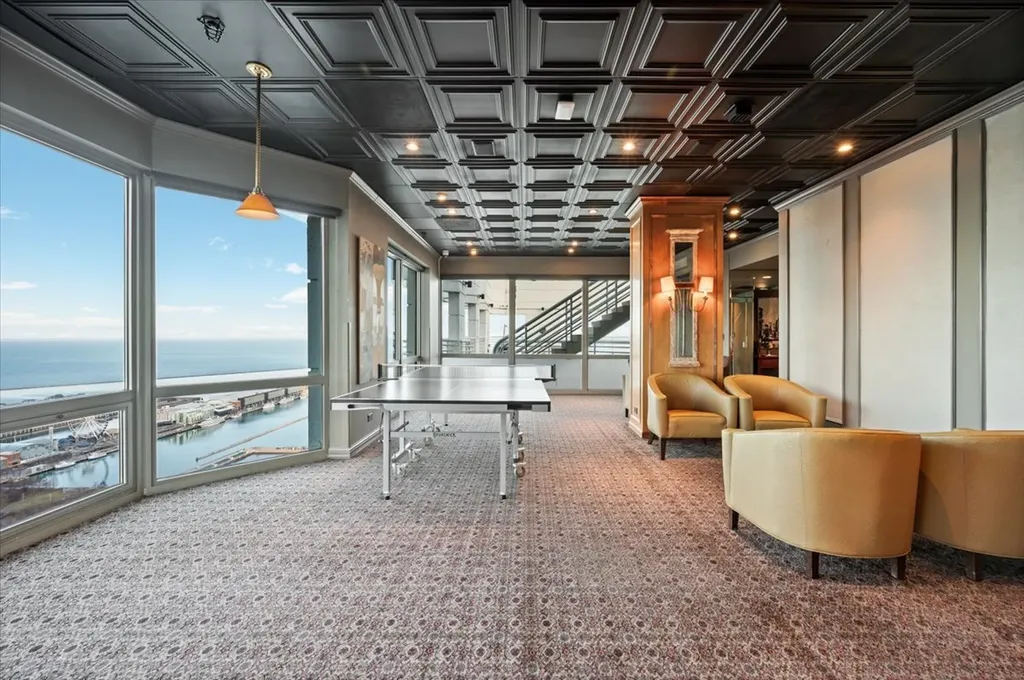 195 North Harbor Drive Chicago IL 60601