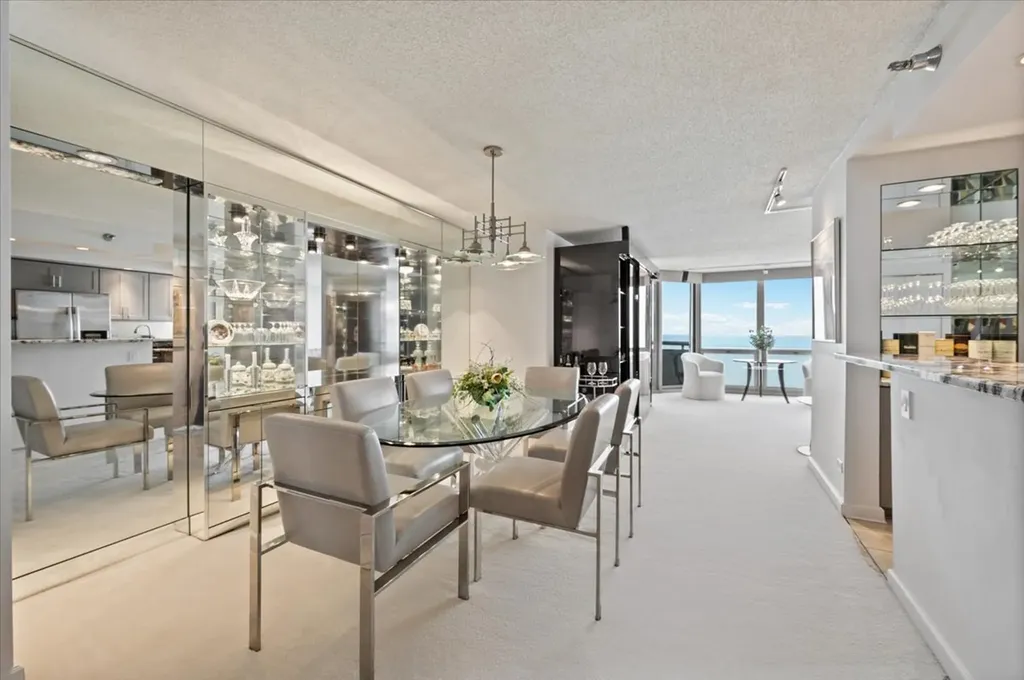 195 North Harbor Drive Chicago IL 60601