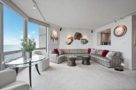 195 North Harbor Drive Chicago IL 60601
