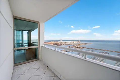 195 North Harbor Drive Chicago IL 60601