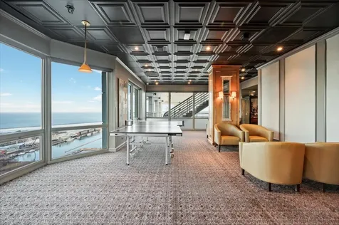 195 North Harbor Drive Chicago IL 60601