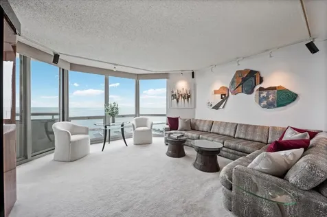 195 North Harbor Drive Chicago IL 60601