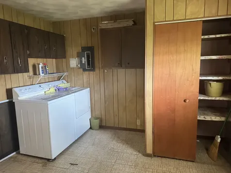 100 Hazelwood Drive Wyanet IL 61379