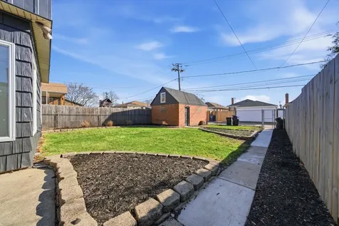 1621 North 73rd Court Elmwood Park IL 60707