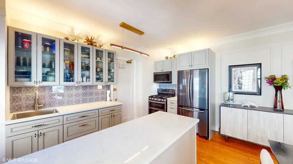 5000 North Marine Drive Chicago IL 60640