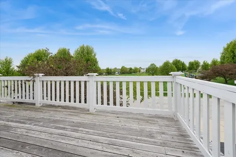 2984 Shamrock Circle Elgin IL 60124