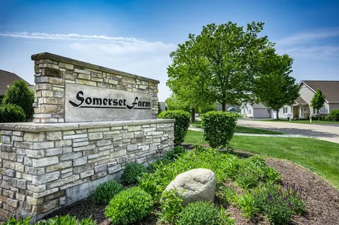 2105 Waterbury Lane W Sycamore IL 60178