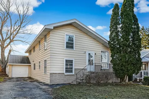 1112 Adams Avenue Wauconda IL 60084