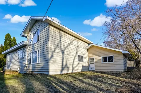 1112 Adams Avenue Wauconda IL 60084