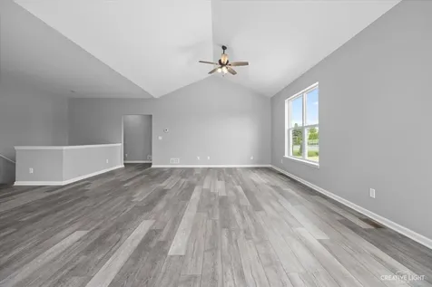 3389 Comstock Avenue Dekalb IL 60115
