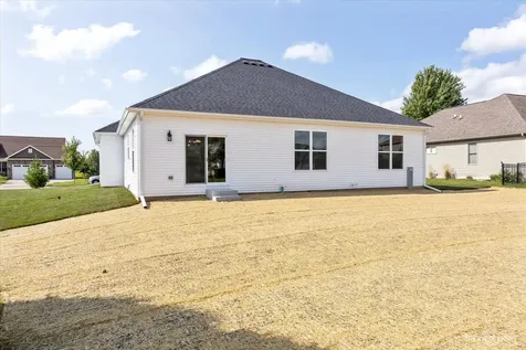 3389 Comstock Avenue Dekalb IL 60115