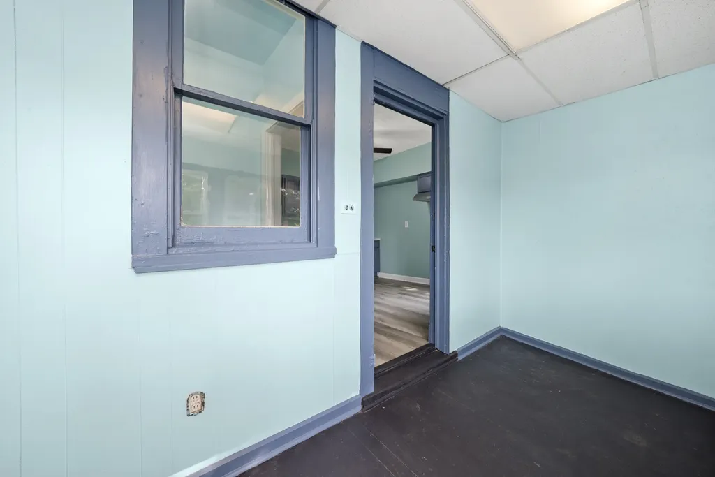 7128 South May Street Chicago IL 60621