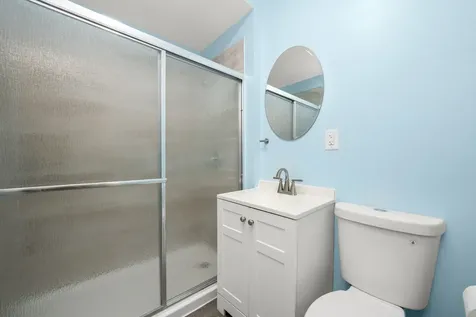 7128 South May Street Chicago IL 60621