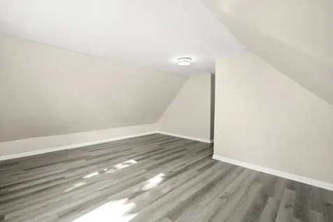 7128 South May Street Chicago IL 60621