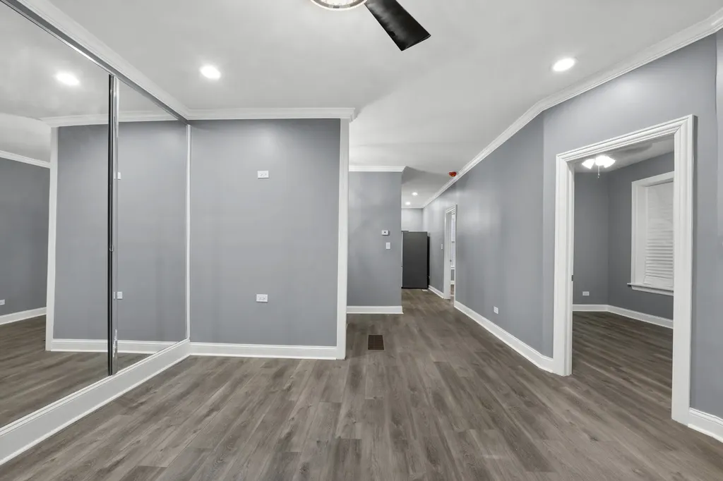 7823 South Morgan Street Chicago IL 60620