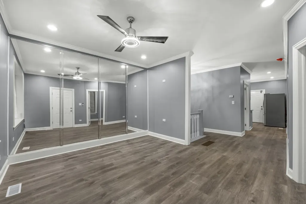 7823 South Morgan Street Chicago IL 60620
