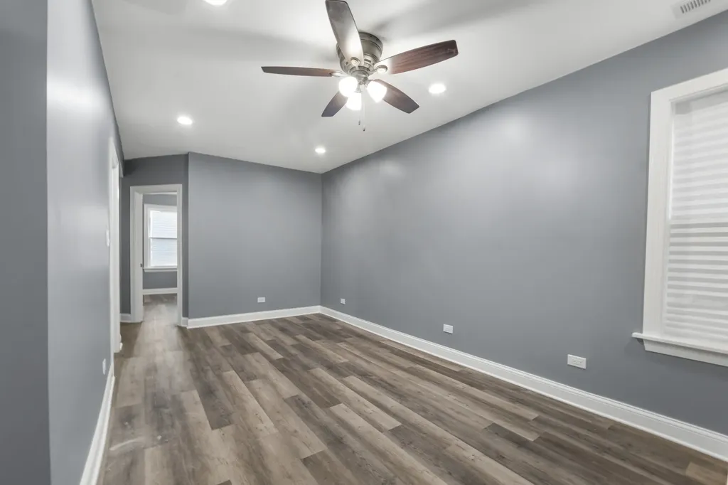 7823 South Morgan Street Chicago IL 60620