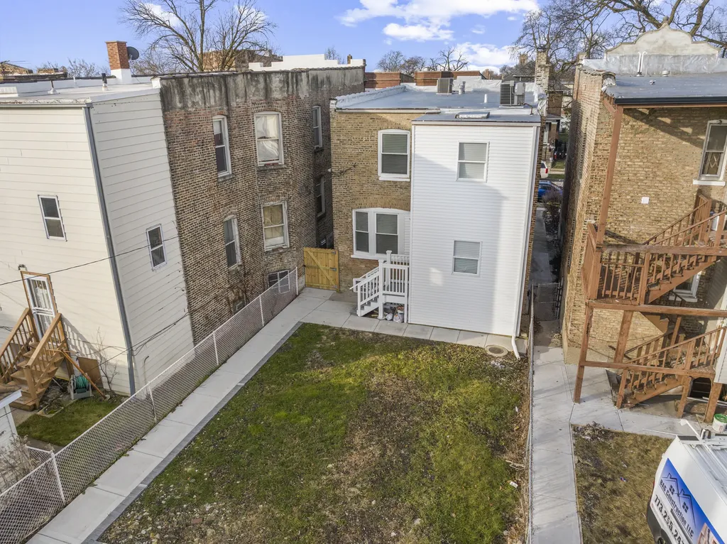 7823 South Morgan Street Chicago IL 60620