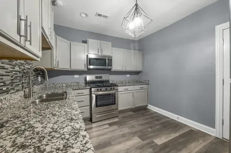 7823 South Morgan Street Chicago IL 60620