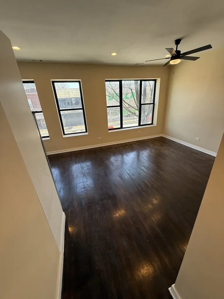 4606 South Ashland Avenue Chicago IL 60609