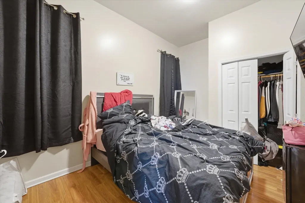 1812 South Hamlin Avenue Chicago IL 60623