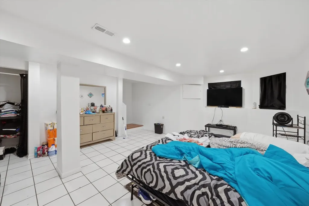 1812 South Hamlin Avenue Chicago IL 60623