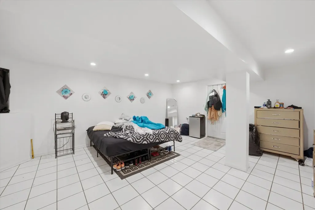 1812 South Hamlin Avenue Chicago IL 60623