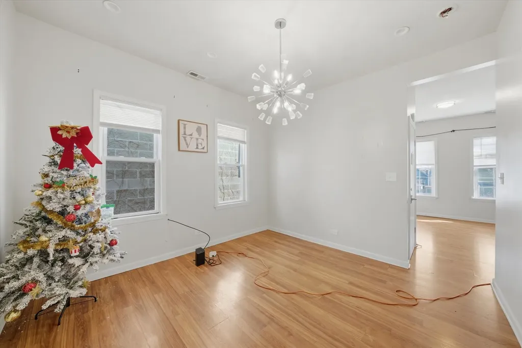 1812 South Hamlin Avenue Chicago IL 60623