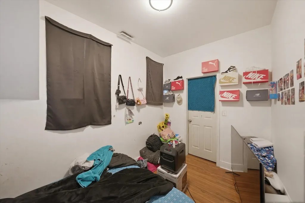 1812 South Hamlin Avenue Chicago IL 60623
