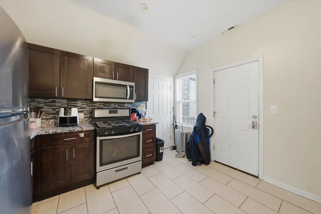 1812 South Hamlin Avenue Chicago IL 60623